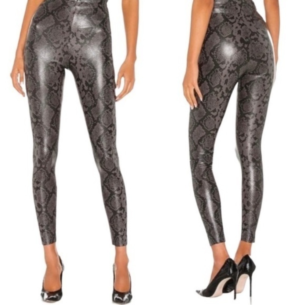 NEW Commando Snakeskin High Waisted Faux Leather Leggings in Gray Snake